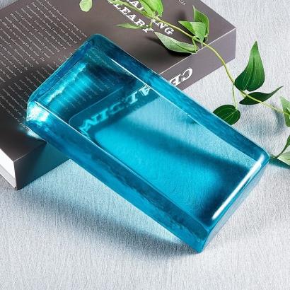 玻璃磚應用場景與優缺點解析|隔間、採光與裝潢設計全指南 玻璃磚應用場景與優缺點解析|隔間、採光與裝潢設計全指南